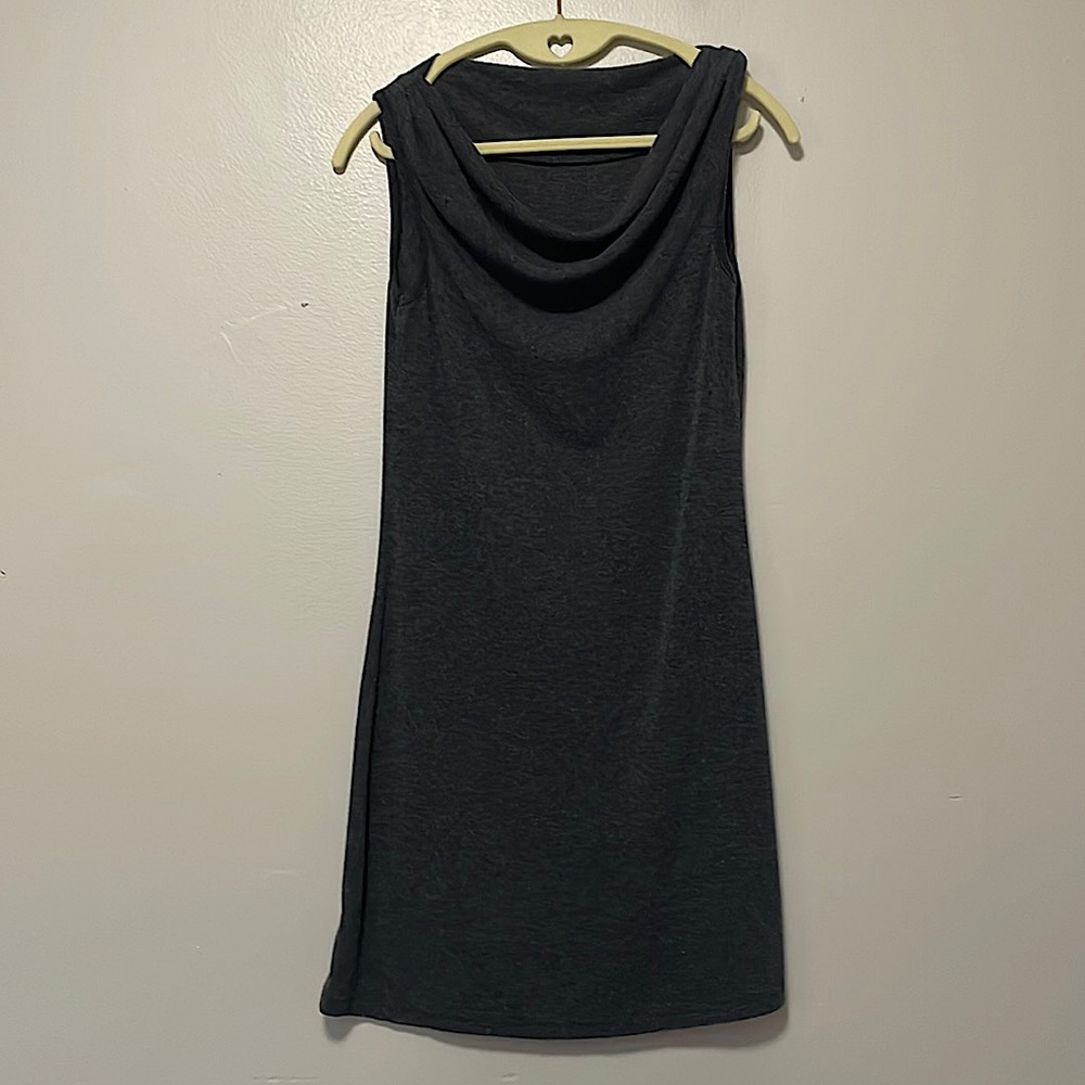 Cute and comfortable grey dress. Sz small